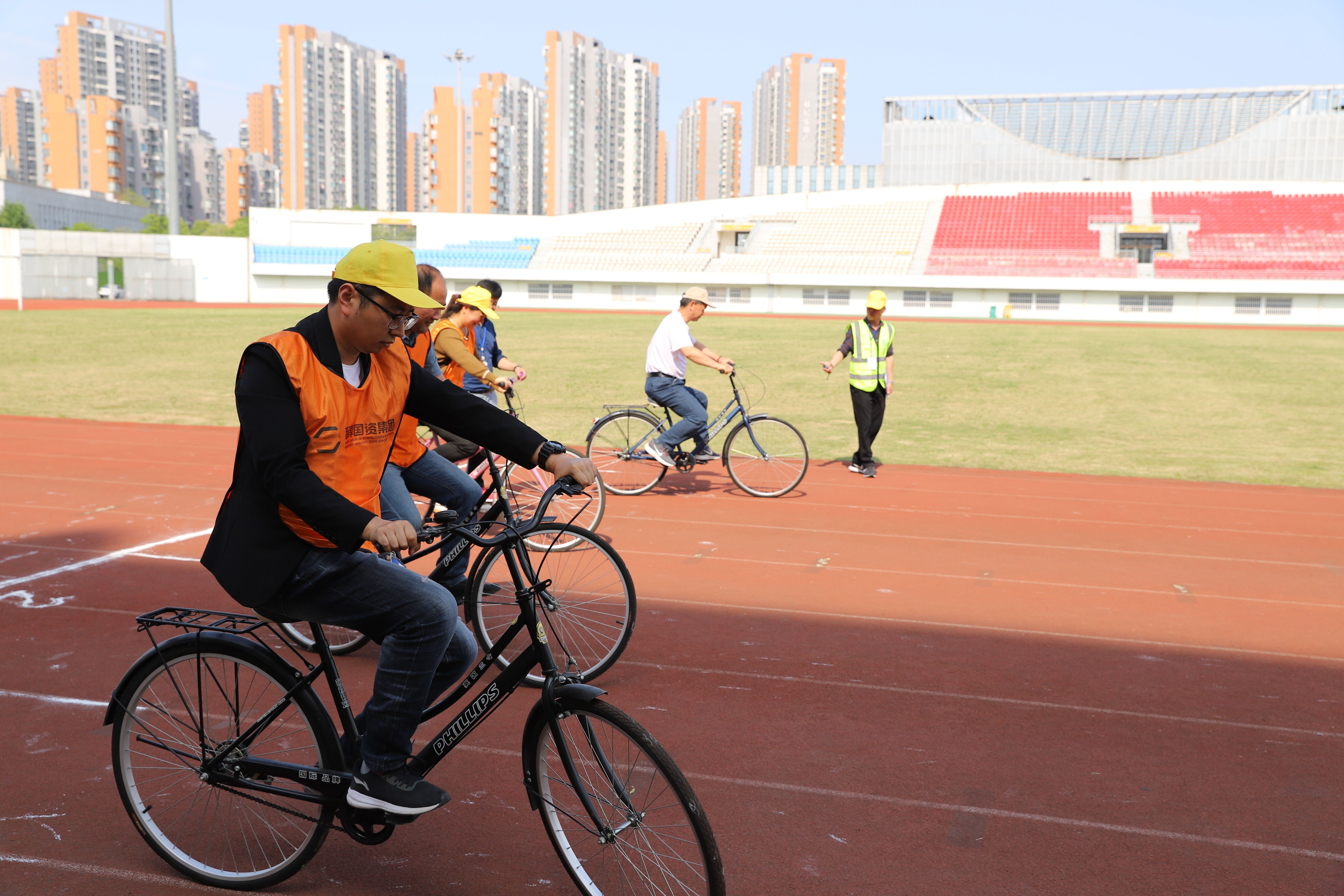 国资集团庆五一职工运动会取得圆满成功