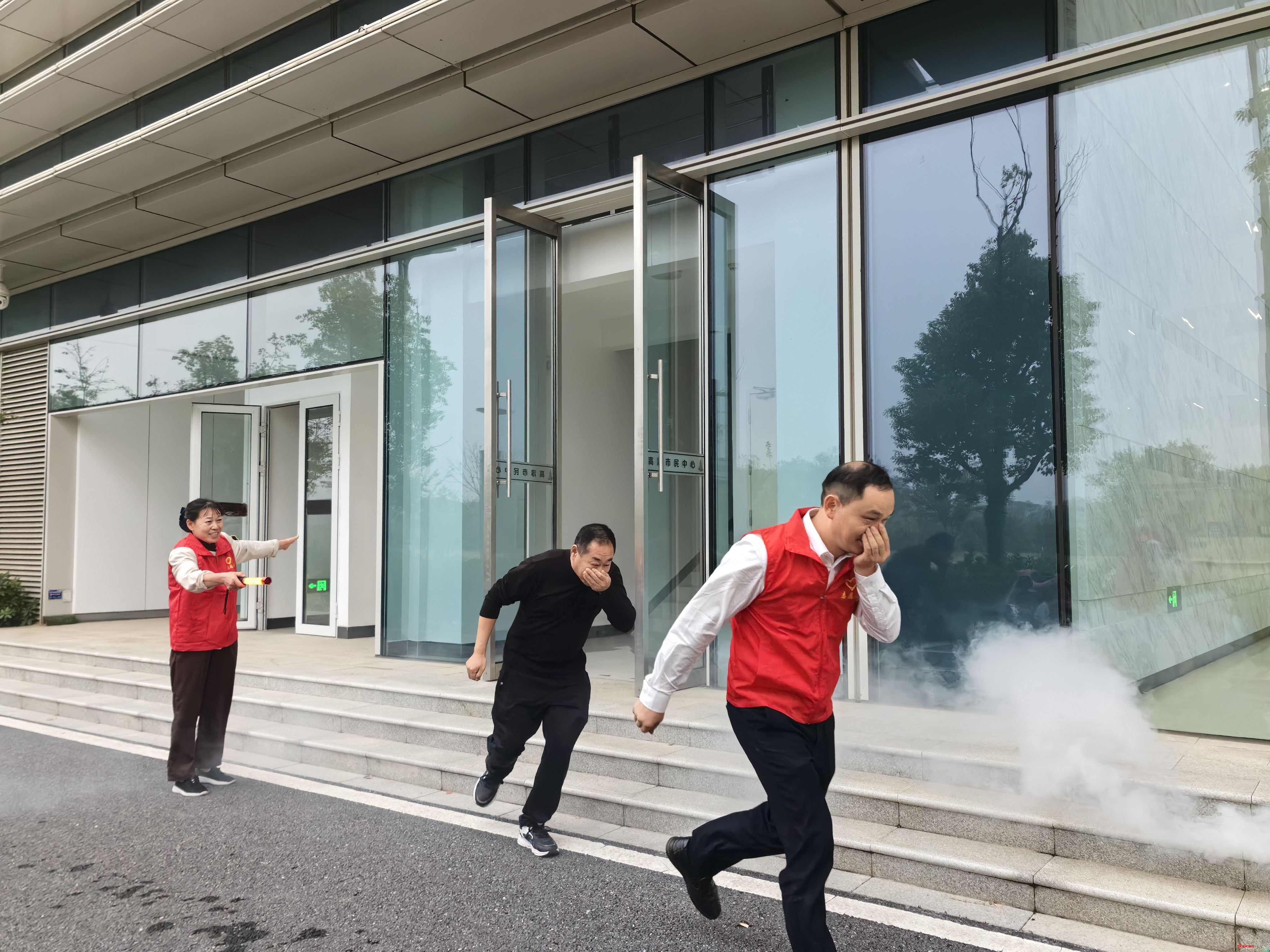 高淳区市民中心成功举办突发火灾应急疏散演练